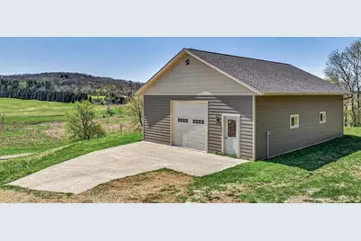 N9370 County Road P, Blair, WI 54616 - Photo 36
