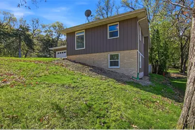 2921 Lasalle Street, Eau Claire, WI 54703 - Photo 4