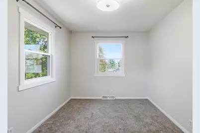 2921 Lasalle Street, Eau Claire, WI 54703 - Photo 14