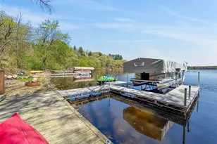 611 Moonlight Dr, Altoona, WI 54720 - Photo 6