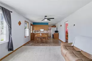 2229 Vine St, Eau Claire, WI 54703 - Photo 12