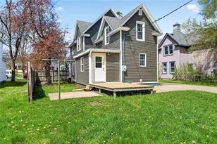 816 Summit St, Spooner, WI 54801 - Photo 4