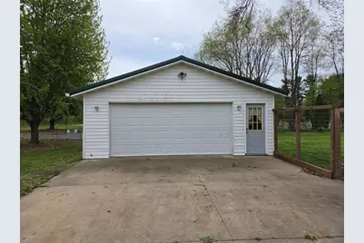 100 Locust Street, Hixton, WI 54635 - Photo 2
