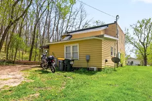 1570 E Madison St, Eau Claire, WI 54703 - Photo 6