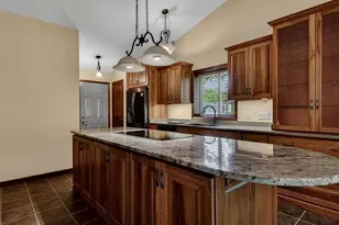 2621 E Princeton Ave, Eau Claire, WI 54703 - Photo 4