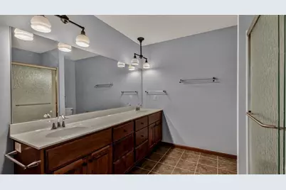 2621 E Princeton Avenue, Eau Claire, WI 54703 - Photo 14