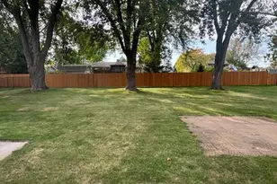 1220 Perry St, Chippewa Falls, WI 54729 - Photo 22