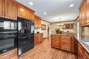 1413 E Hamilton Ave, Eau Claire, WI 54701 - Photo 10