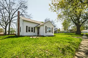132 Jackson St, Boyd, WI 54726 - Photo 2