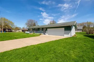 410 S 4th St, Barron, WI 54812 - Photo 28