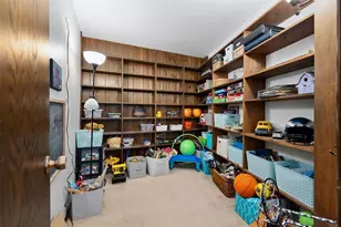 E655 Woodridge Dr, Eau Claire, WI 54701 - Photo 8