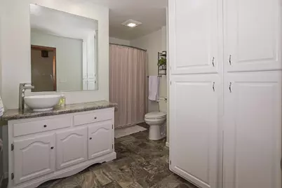 2551 Sunridge Street, Eau Claire, WI 54703 - Photo 16