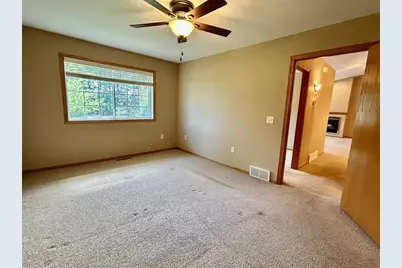 4227 W Robin Meadows Lane #4227, Eau Claire, WI 54701 - Photo 8