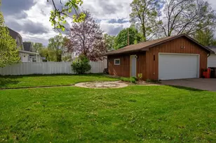 1536 Sherwin Ave, Eau Claire, WI 54701 - Photo 6
