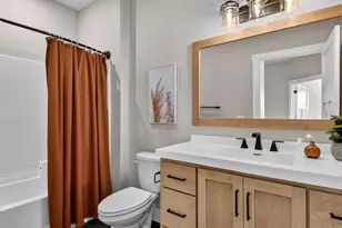 2316 1st St, Eau Claire, WI 54703 - Photo 16