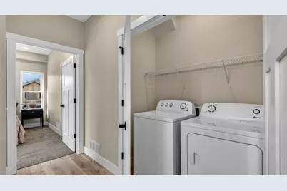 2320 1st Street, Eau Claire, WI 54703 - Photo 22