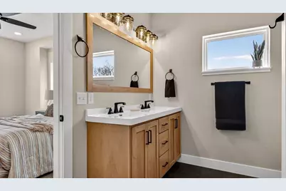 2320 1st Street, Eau Claire, WI 54703 - Photo 20