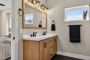 2320 1st St, Eau Claire, WI 54703 - Photo 20