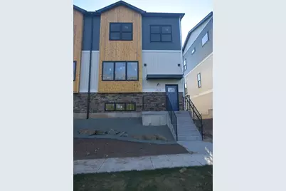 2322 1st Street, Eau Claire, WI 54703 - Photo 1