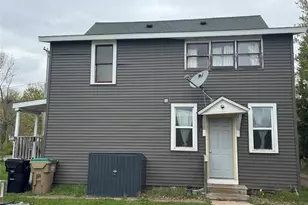 613-613 1/2 E Grand Ave, Chippewa Falls, WI 54729 - Photo 4