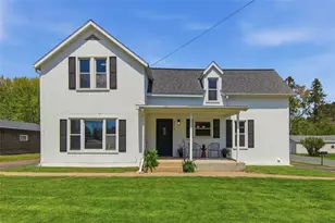 2210 Vine St, Eau Claire, WI 54703 - Photo 1