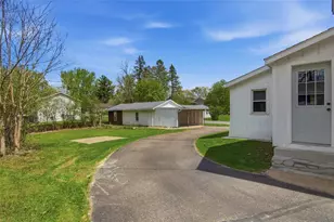 2210 Vine St, Eau Claire, WI 54703 - Photo 28