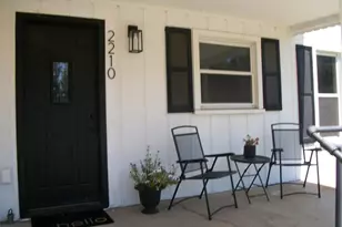 2210 Vine St, Eau Claire, WI 54703 - Photo 2