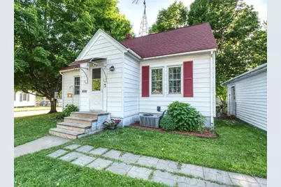 701 Park Avenue, Stanley, WI 54768 - Photo 2