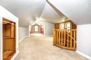 317 S 1st St, Black River Falls, WI 54615 - Photo 10
