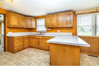 317 1st Street, Black River Falls, WI 54615 - Photo 4