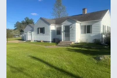 2725 Crescent Avenue, Eau Claire, WI 54703 - Photo 2
