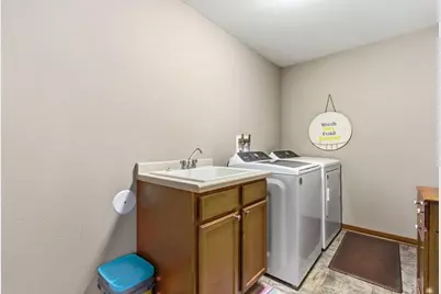 1305 Whistling Straits Court, Altoona, WI 54720 - Photo 20