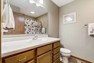 1305 Whistling Straits Ct, Altoona, WI 54720 - Photo 18