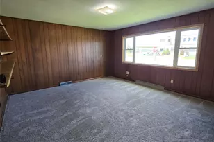 1306 E Division Ave, Barron, WI 54812 - Photo 16