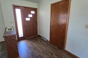 1306 E Division Ave, Barron, WI 54812 - Photo 6