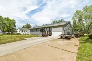 3221 Venus Ave, Eau Claire, WI 54703 - Photo 32