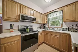 3221 Venus Ave, Eau Claire, WI 54703 - Photo 8