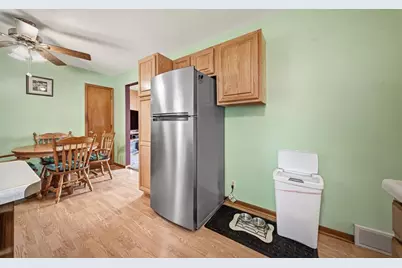 3221 Venus Avenue, Eau Claire, WI 54703 - Photo 10