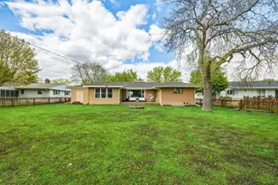 2007 Grandview Dr, Eau Claire, WI 54703 - Photo 40