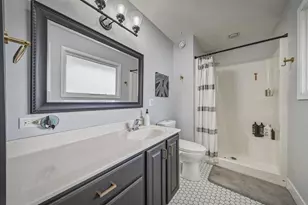 2007 Grandview Dr, Eau Claire, WI 54703 - Photo 26