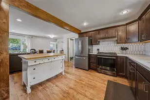 2007 Grandview Dr, Eau Claire, WI 54703 - Photo 10