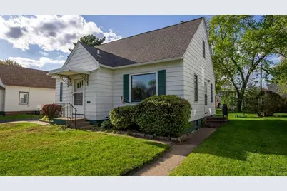 708 Marshall Street, Eau Claire, WI 54703 - Photo 10