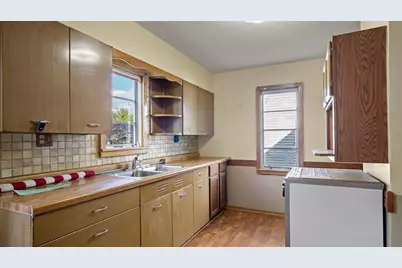 708 Marshall Street, Eau Claire, WI 54703 - Photo 24
