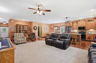 1904 Deblene Ln, Eau Claire, WI 54703 - Photo 12