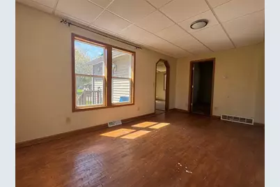 809 5th St N, Ladysmith, WI 54848 - Photo 10