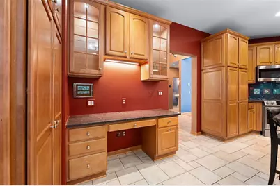 3521 Glen Way, Eau Claire, WI 54701 - Photo 16