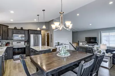 896 Glacier Drive, Altoona, WI 54720 - Photo 8