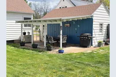 927 Gilbert Street, Eau Claire, WI 54703 - Photo 6