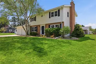 2610 Marilyn Dr, Eau Claire, WI 54701 - Photo 2