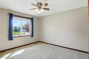 5446 Benjamin St, Eau Claire, WI 54703 - Photo 30